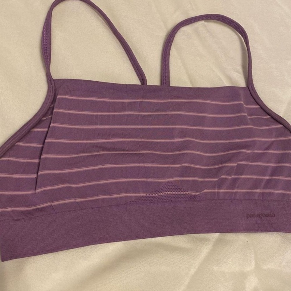 darling Patagonia sports bra!